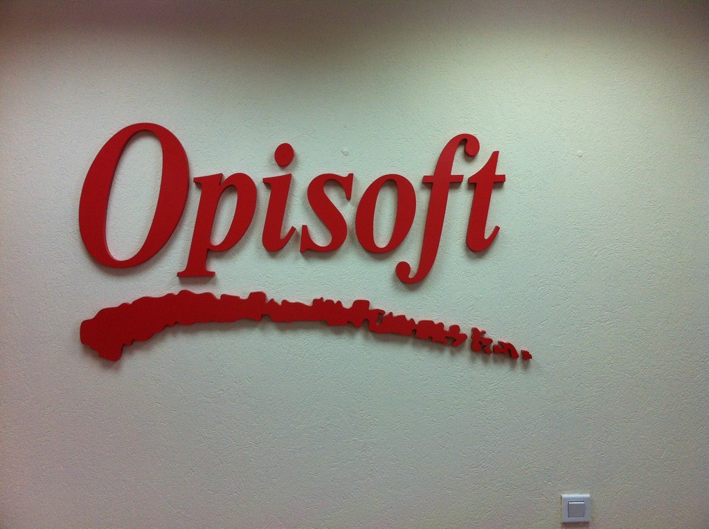 אותיות בולטות OPISOFT