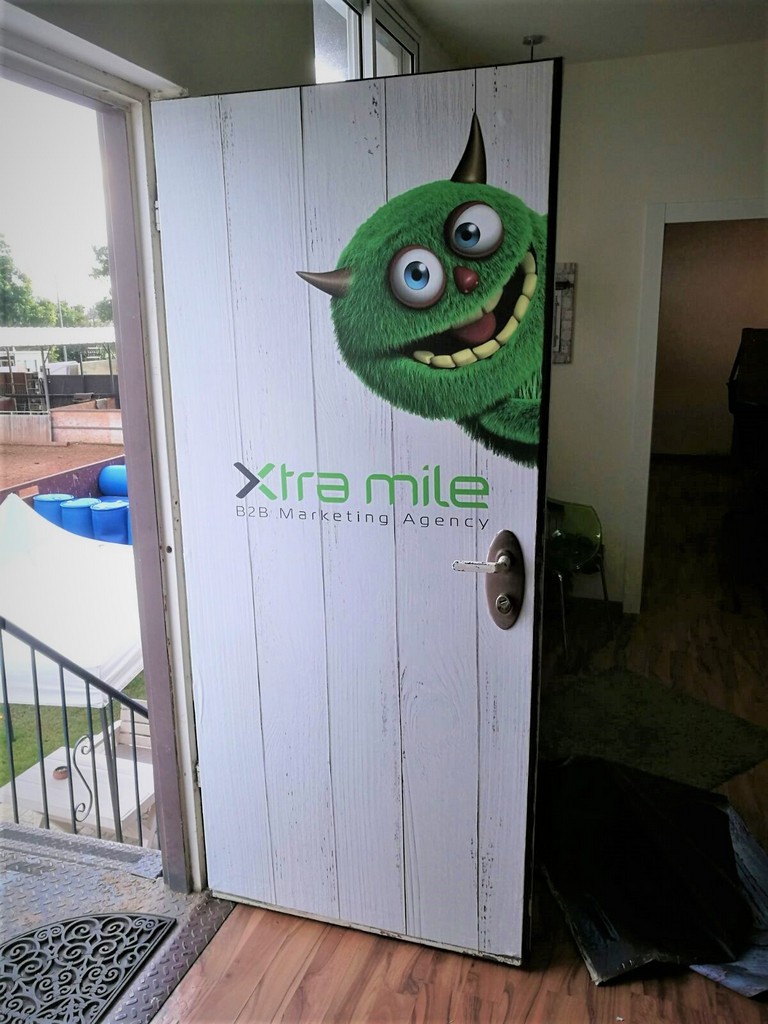 אקסטרה מייל XTRA MILE