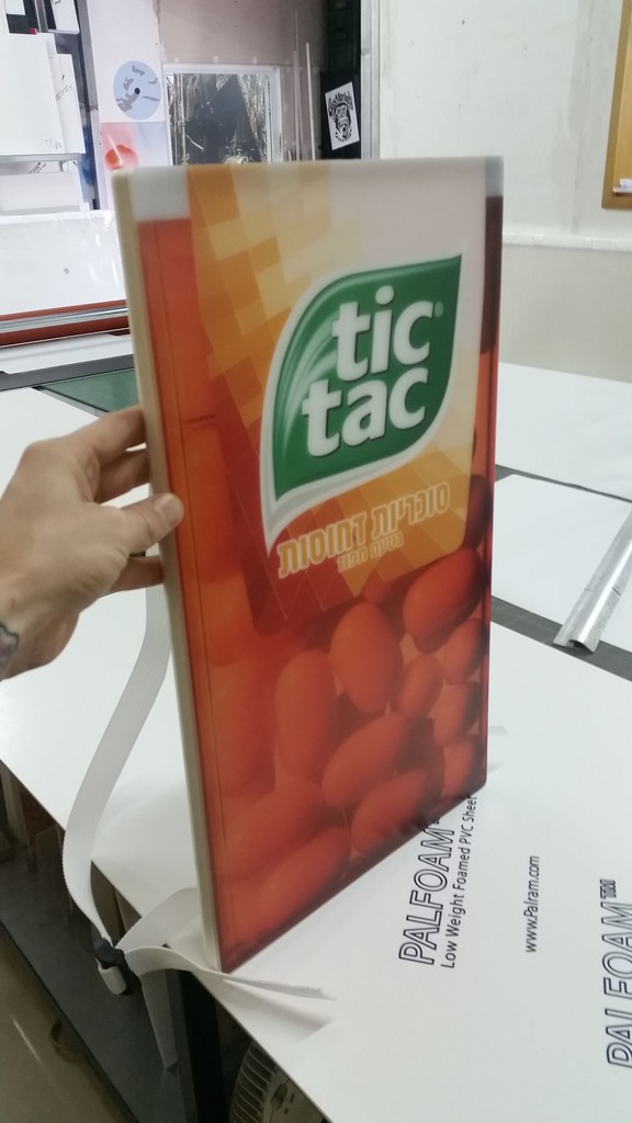 תיקים מוארים טיק טק
