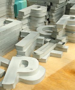 בניית אותיות