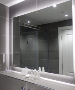 מראה מרחפת לד